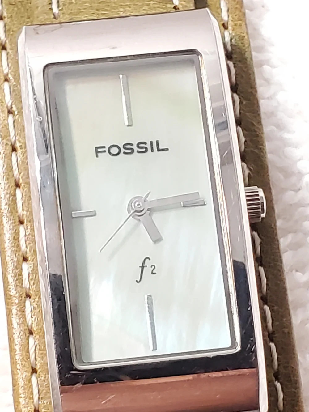 Fossil Women's Vintage Quartz Watch One Jewel Mother Pearl Dial Green Leather